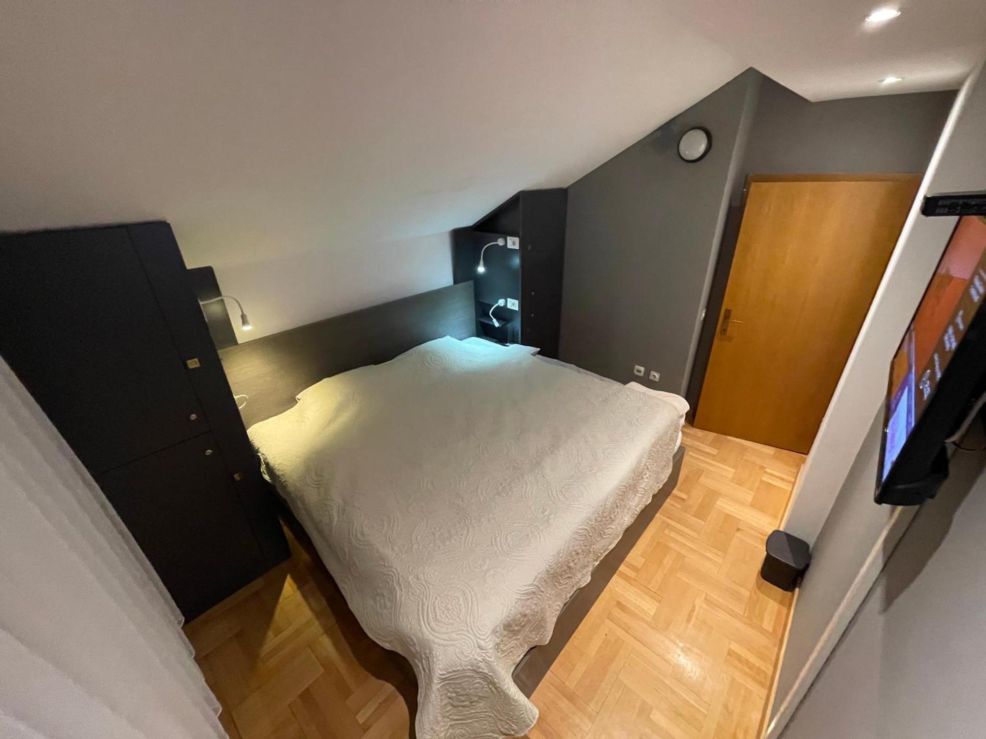 Town Hostel ペーチ エクステリア 写真