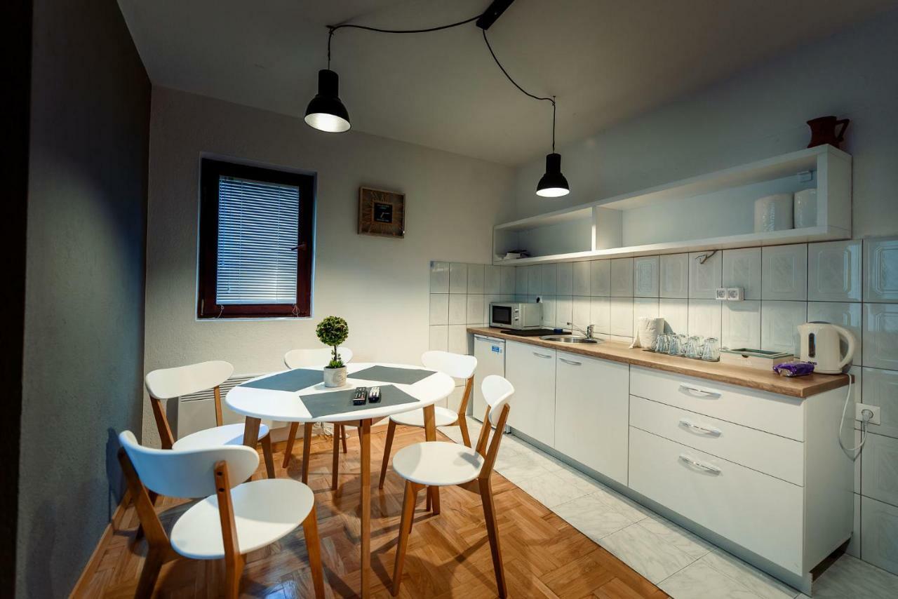 Town Hostel ペーチ エクステリア 写真