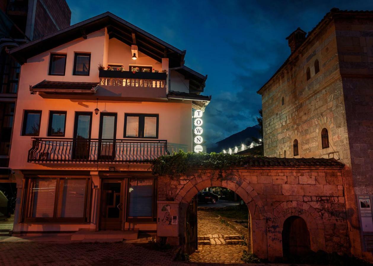 Town Hostel ペーチ エクステリア 写真